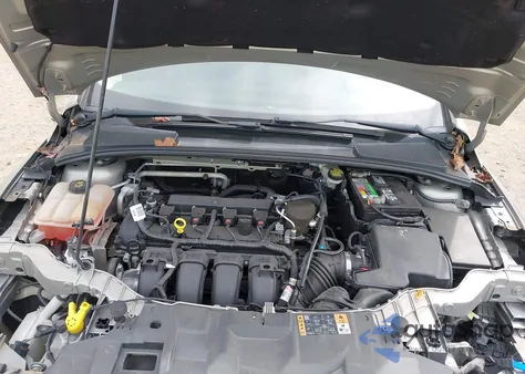 2015 Ford Focus Se z USA, uszkodzony, nr VIN 1FADP3K25FL238341